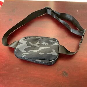 Men's Black Camouflage Belt Bag